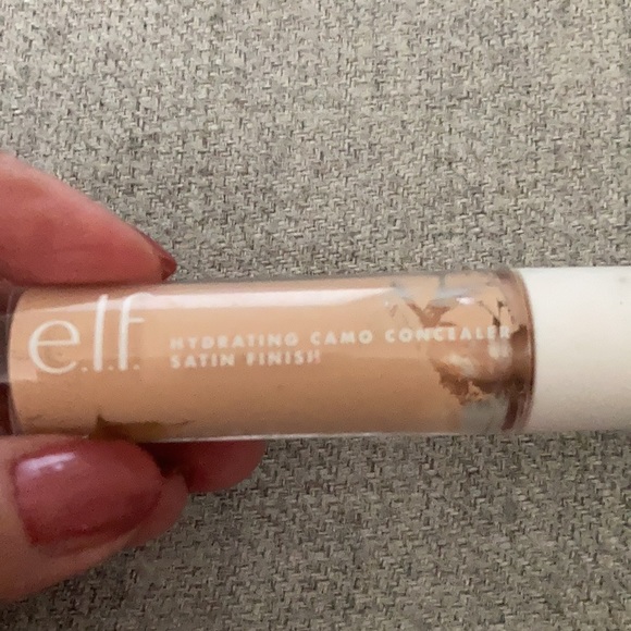 5/$25 concealer highlighter duo. Tarte shape tape glow wand & elf medium - Picture 3 of 3